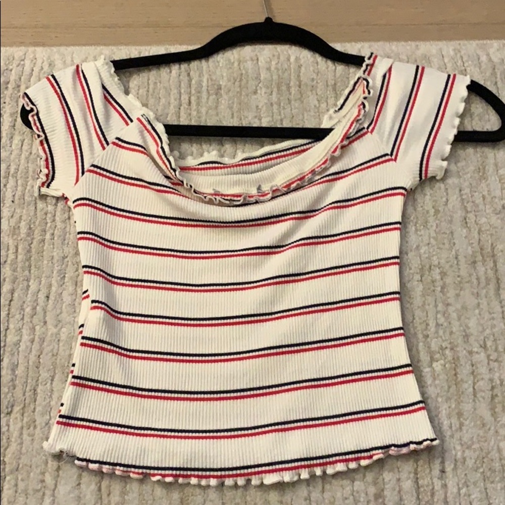 Red and navy stripped top